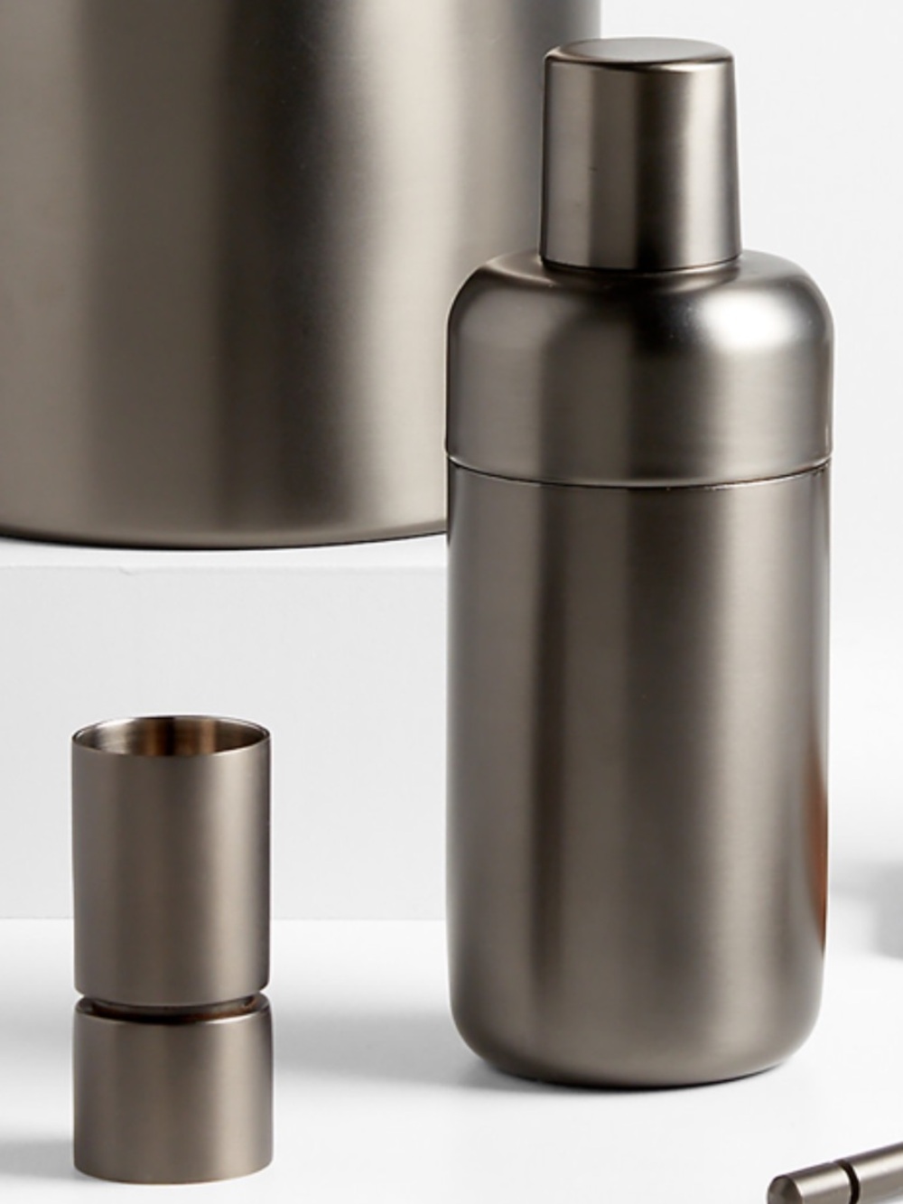 Fenton Graphite Cocktail Shaker & Jigger